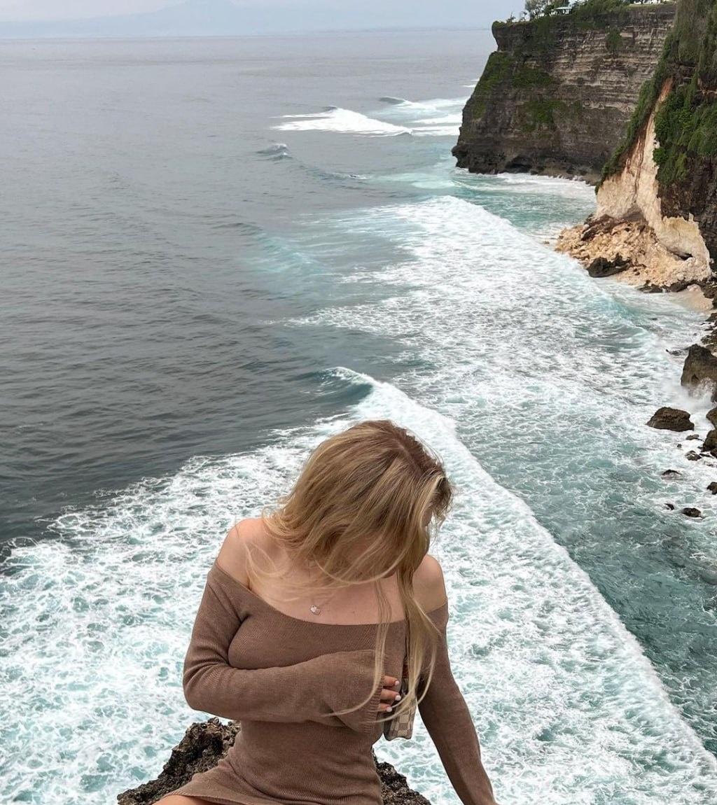 Ксения привлекальеная девушка из Электростали цена от 3000 руб