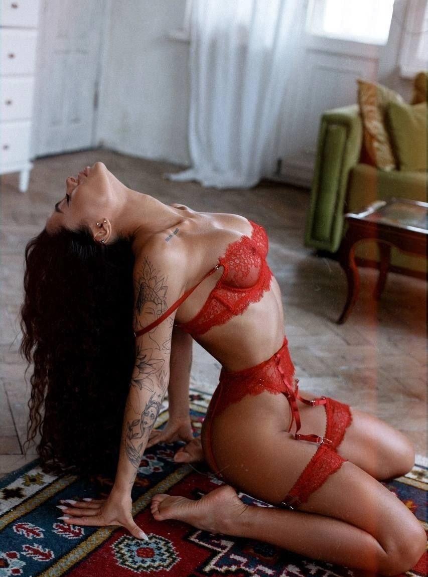 Мия привлекальеная девушка из Электростали цена от 5000 руб