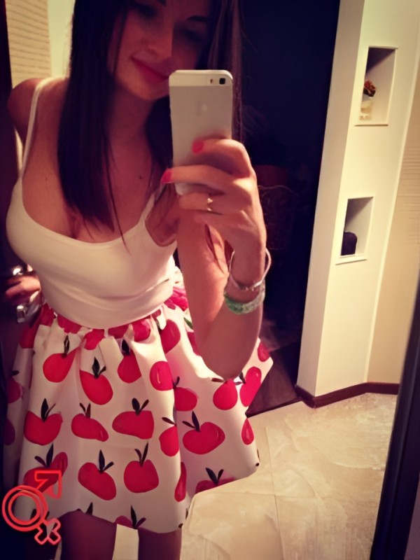 Ярослава привлекательная девушка из Электростали цена от 4000 руб